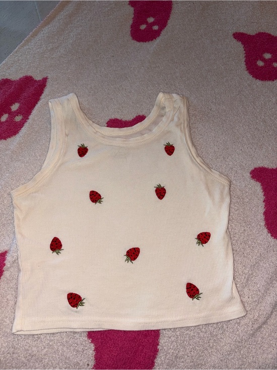 Tops - Strawberry Embroidery Tank Top